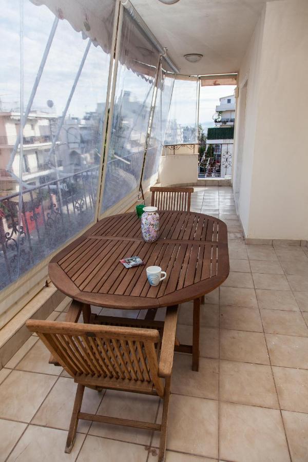 Sunny Apartment Near Metro Station 雅典 外观 照片