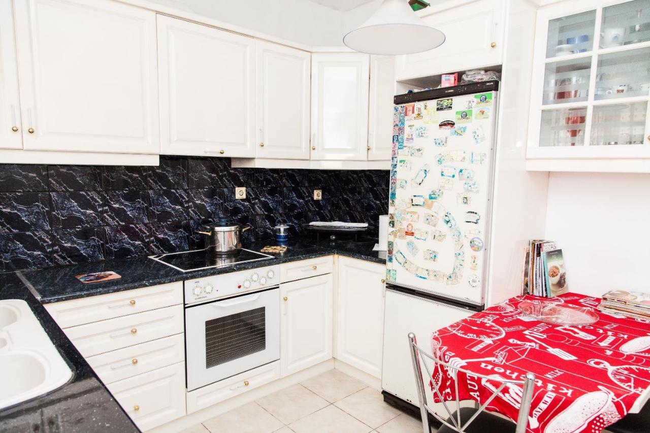 Sunny Apartment Near Metro Station 雅典 外观 照片